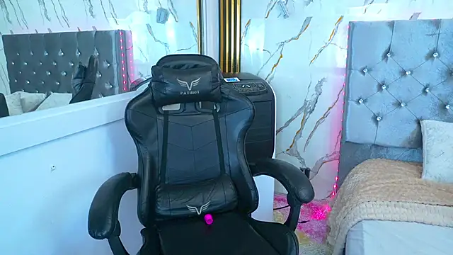 vanessa_saquirt webcam