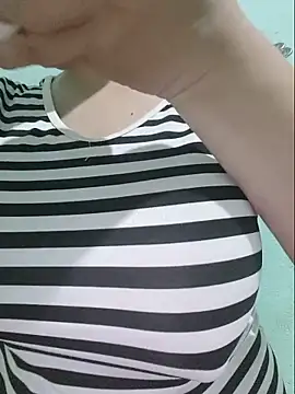 Shine_Mai webcam