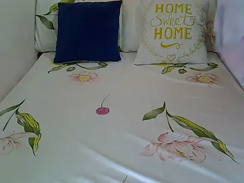 Sweetreena webcam