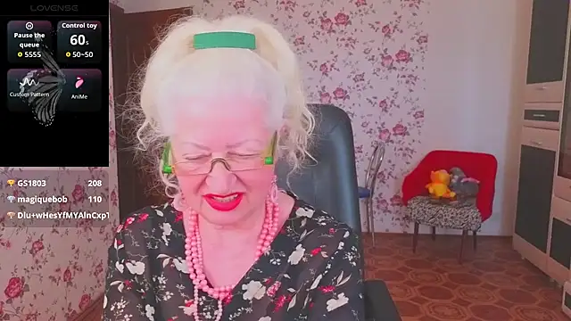 Maya_Mayflower webcam