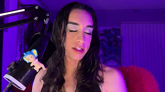 Vaveley - Trans webcam sex chat
