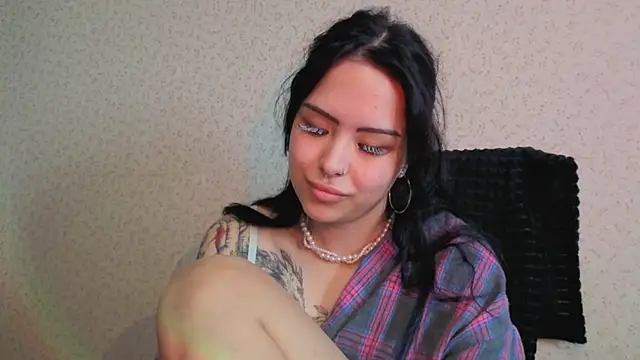 baby__kim webcam