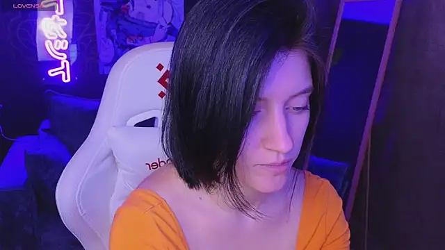 roxy_riot_ webcam