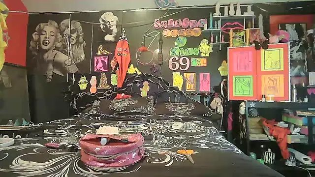 Splash_Queen420 webcam