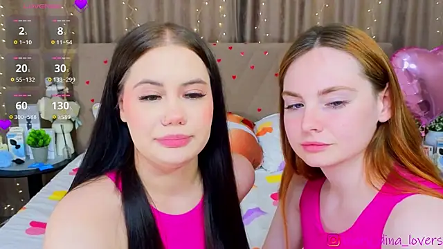 Mary_Dina webcam