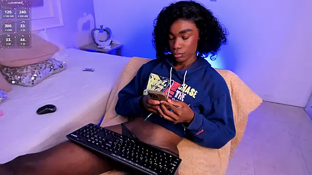 Nico_Dior webcam