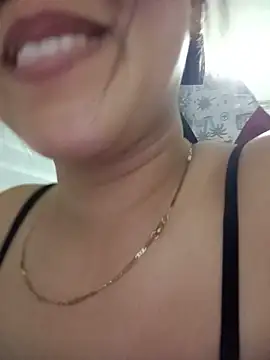 Chloe_Thomsoon_ webcam