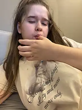 HornyGirlH