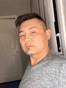Ur_VR_DreamBoy webcam