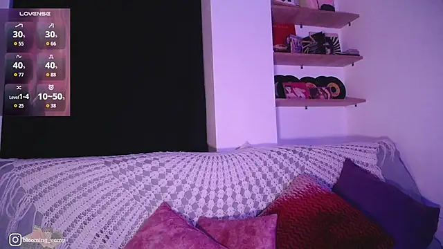 dark__nymph webcam