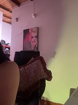 lola_diez webcam