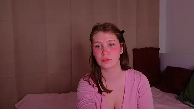 flowernnet - Flowernnet's free webcam - UK Sex Cams