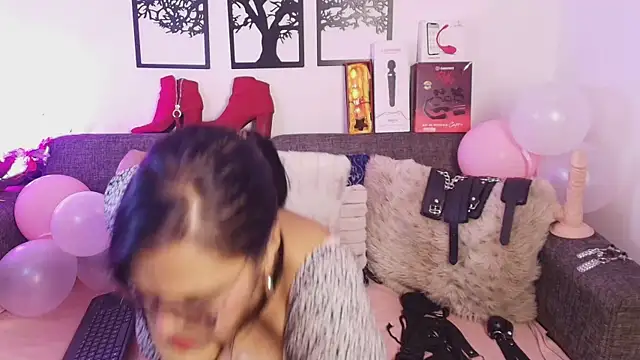 Angelabrowm webcam