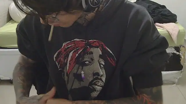 smokingink live sex cam