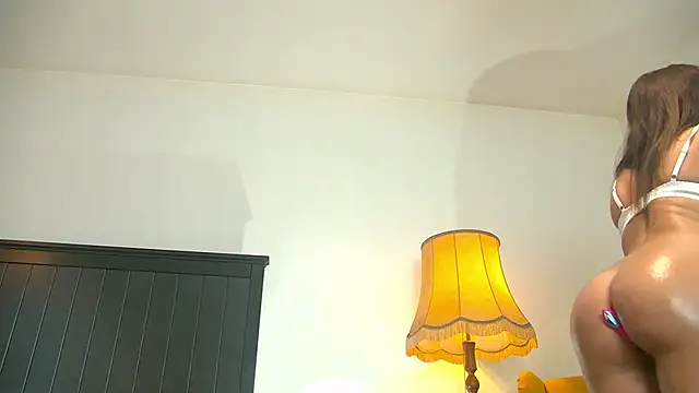 Yanira_Muslim webcam