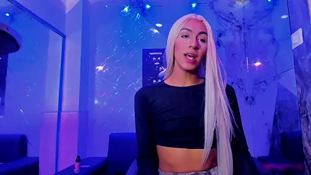 isabella_stanford2 (Ask my age) - make me happy💦💦🍆👿🔥