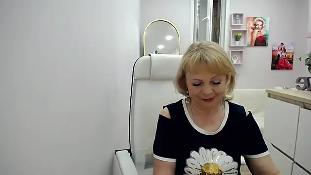 Milla_Cutie18 webcam