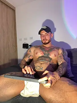 dimitrisullivan_ (M young) - finger me