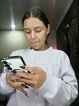 Danni_shy webcam