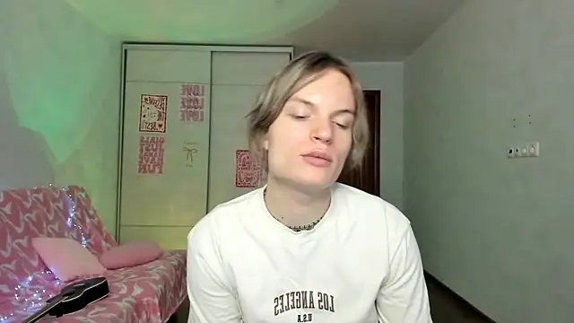 millikira006 (T teen) - #bisexuals #blondes #cam2cam #corset #cosplay #hd #heels #humiliation #kissing #latex #leather #massage #medium #middle-priced-privates #new #oil-show #recordable-privates #russian #shemale #small-audience #smoking #spanking #teens #white #yoga