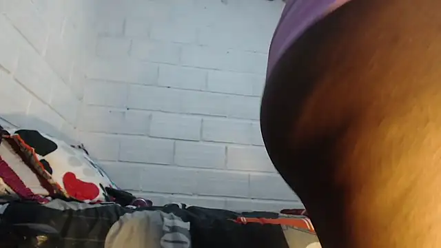 sexyjustin202 webcam