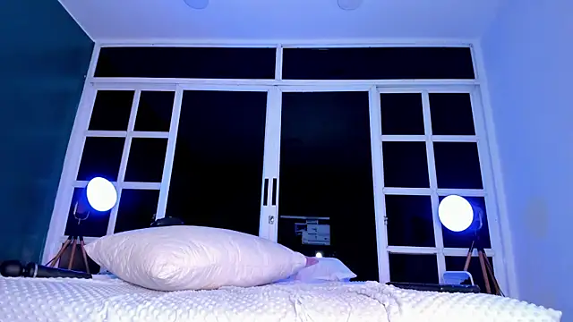 LottiCarter webcam
