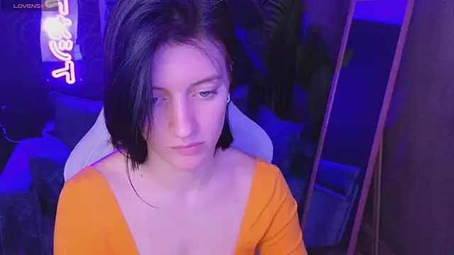 roxy_riot_ webcam