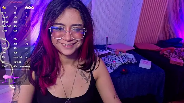 kristen_tay webcam