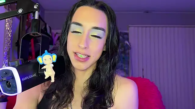 xoFrankie webcam