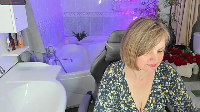 BettyGibsonn webcam