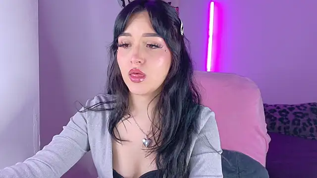 dollmeow webcam