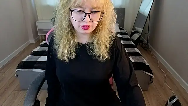 Helen_Carson webcam
