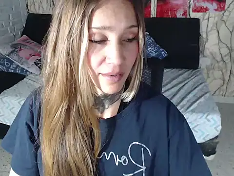 VickyBonnety webcam