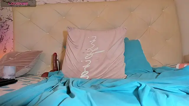 Lili__taylor webcam