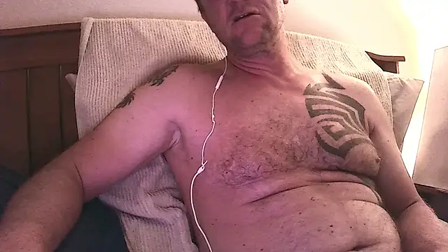 Yournaughty webcam