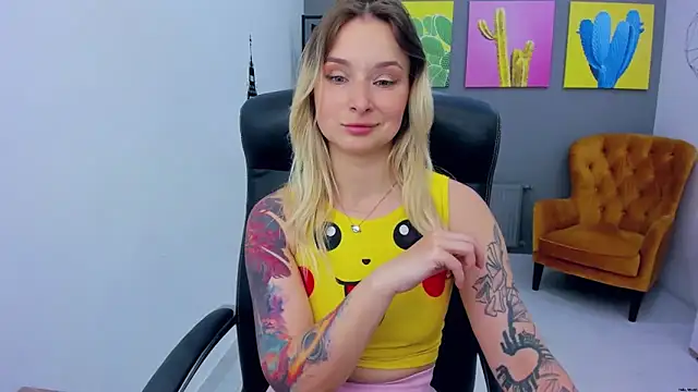 LilFleurish webcam