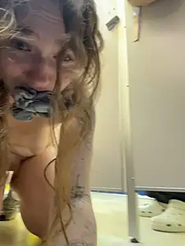 RussianWoman webcam
