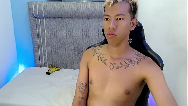 Taylerr_18 webcam