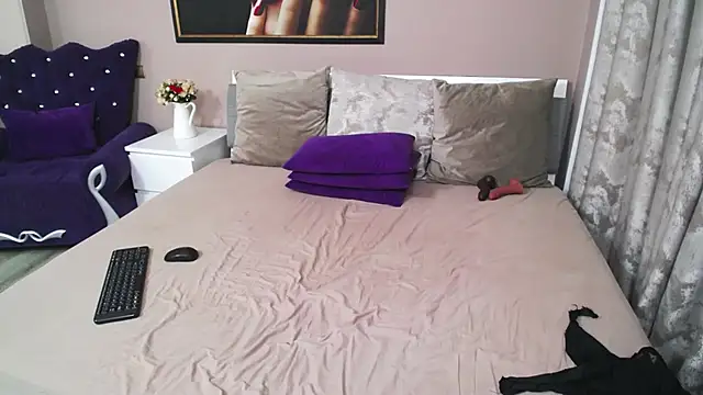 LilithReys webcam
