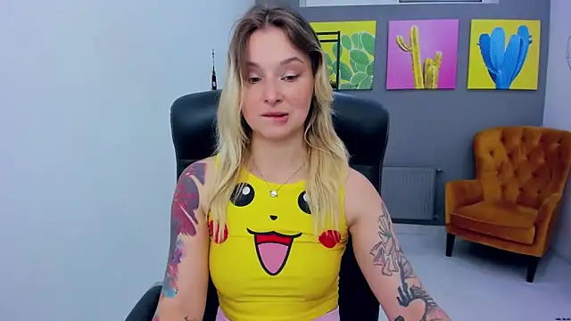 LilFleurish webcam