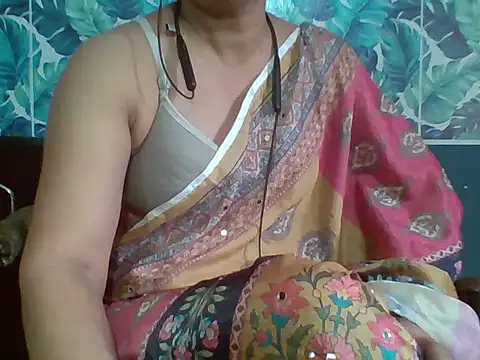 Marathi_q4een01 webcam