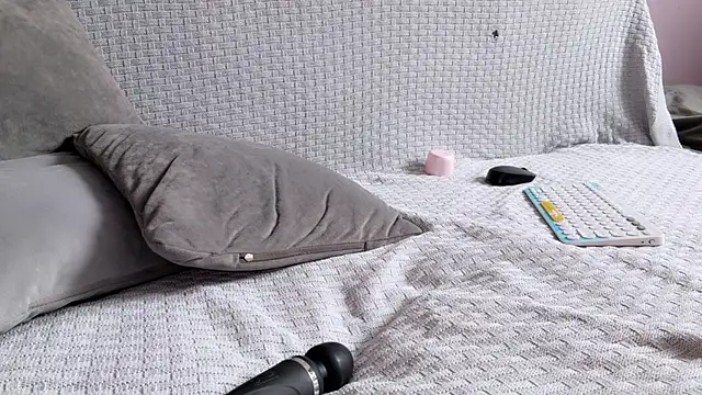 alice_mooniie webcam