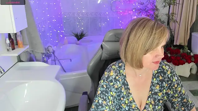 BettyGibsonn webcam