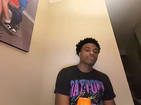 Bigdicktrick227 live sex cam