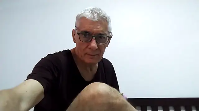 BIGUNCUTHARDCOCK webcam