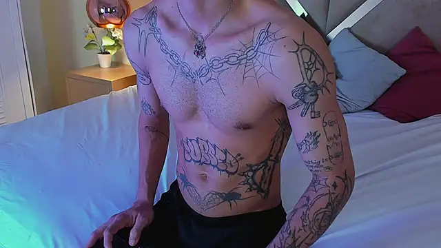 Enzo_Hunter webcam