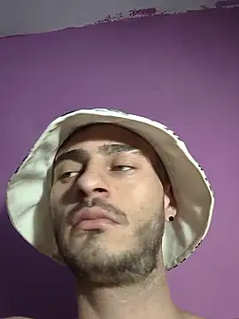 bigcockwhite777 webcam