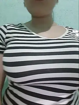 Shine_Mai webcam