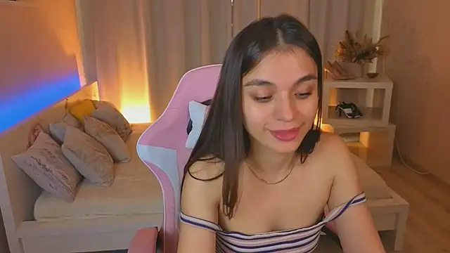 Kim_Bless webcam