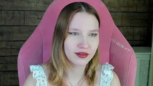 LiliLinn webcam